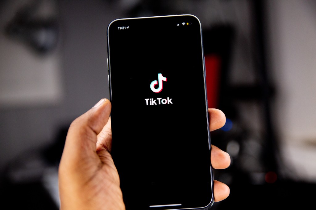 Nyari Lagu Tapi Tak Tahu Judul? Bisa Pakai Fitur Baru TikTok&nbsp;Ini